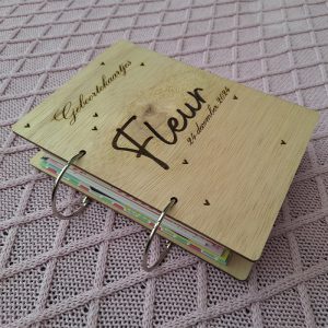 Bewaarmapje geboortekaartjes meisje